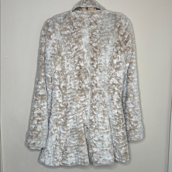 Free People Cream and Tan Teddy Jacket - Picture 5 of 6